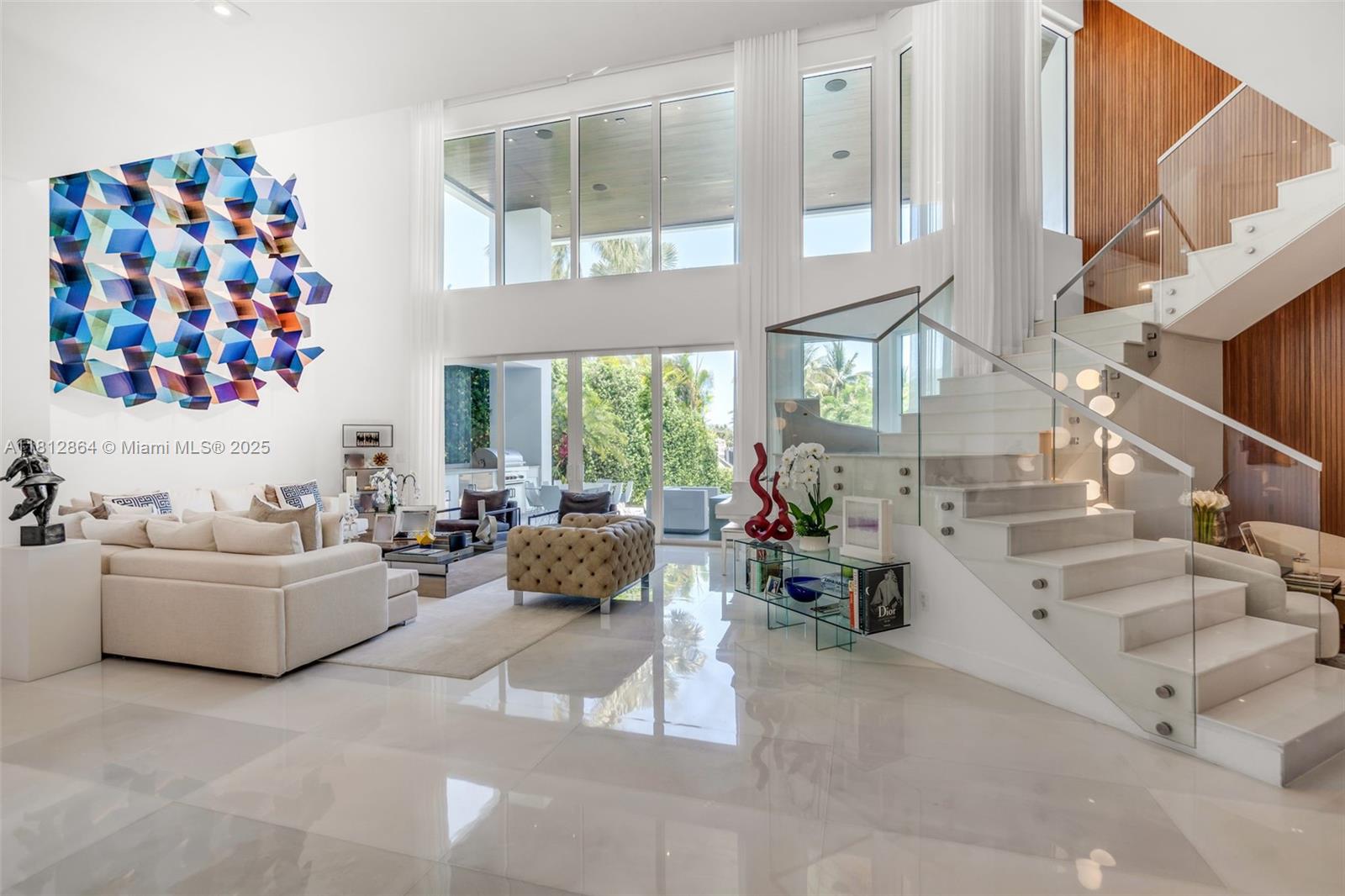 420 Island Dr Key Biscayne, FL 33149 420 Island Dr Key Biscayne, FL 33149