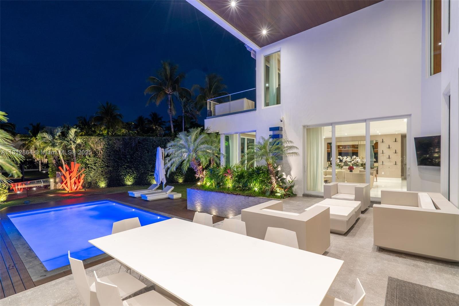 420 Island Dr Key Biscayne, FL 33149 420 Island Dr Key Biscayne, FL 33149