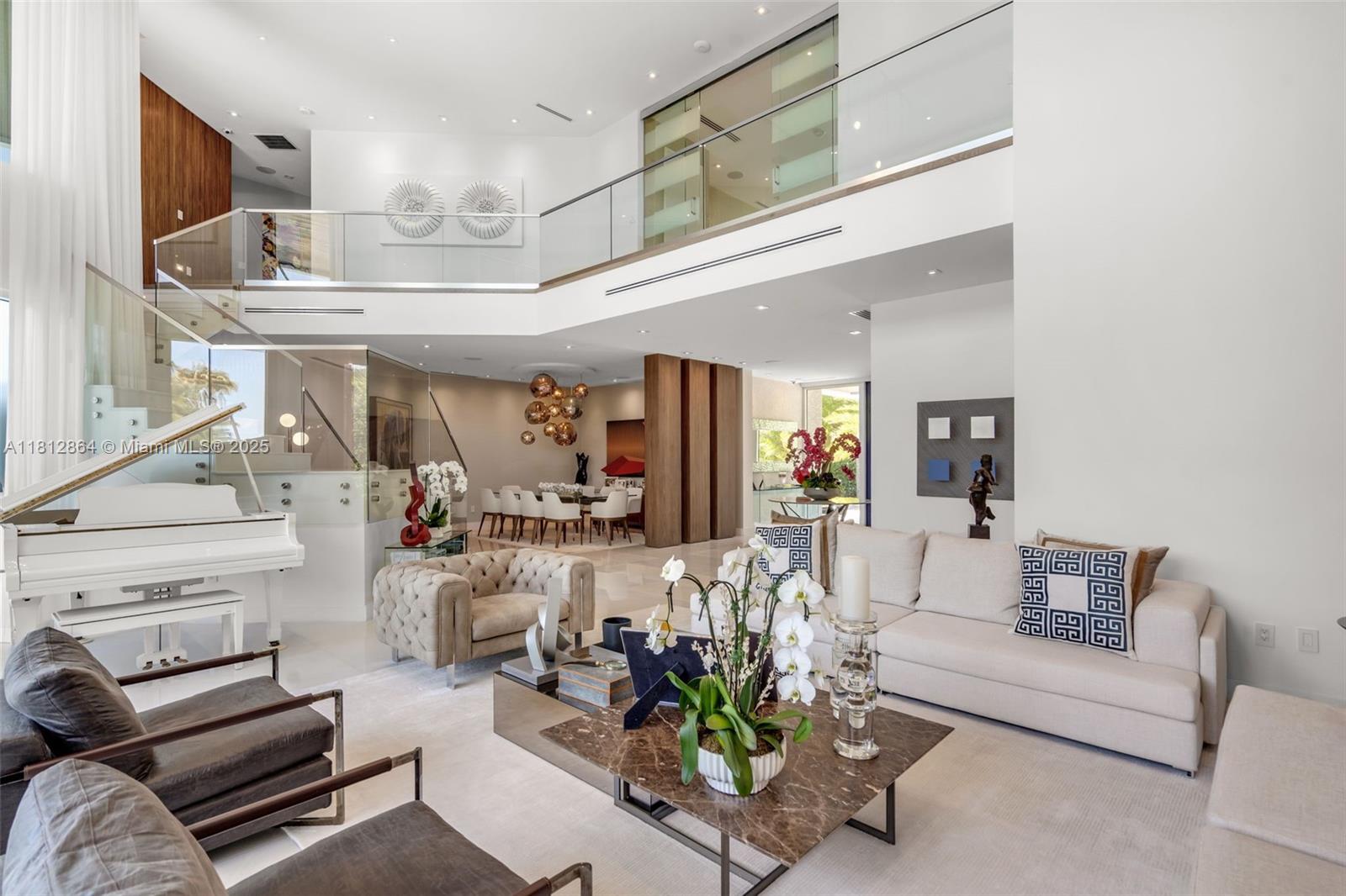 420 Island Dr Key Biscayne, FL 33149 420 Island Dr Key Biscayne, FL 33149