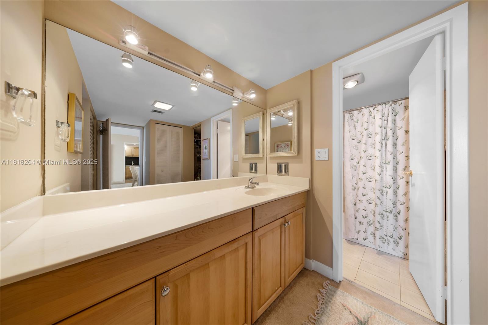 image Arlene House East20