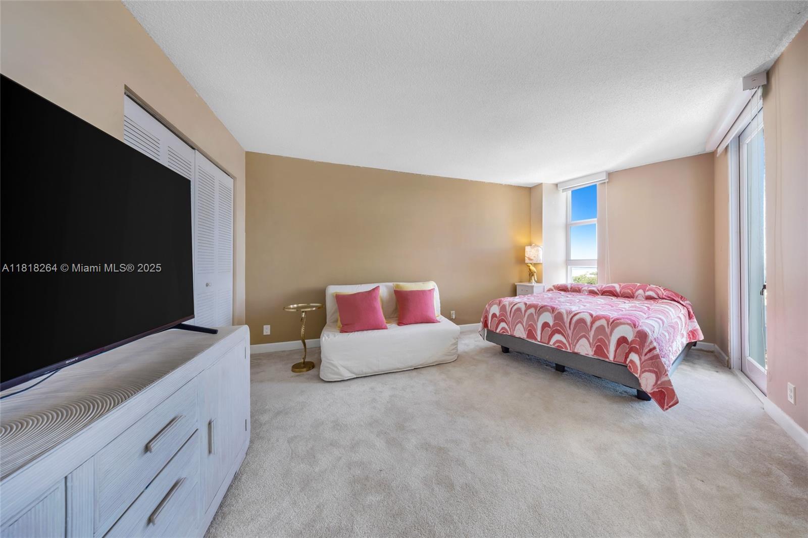 image Arlene House East21