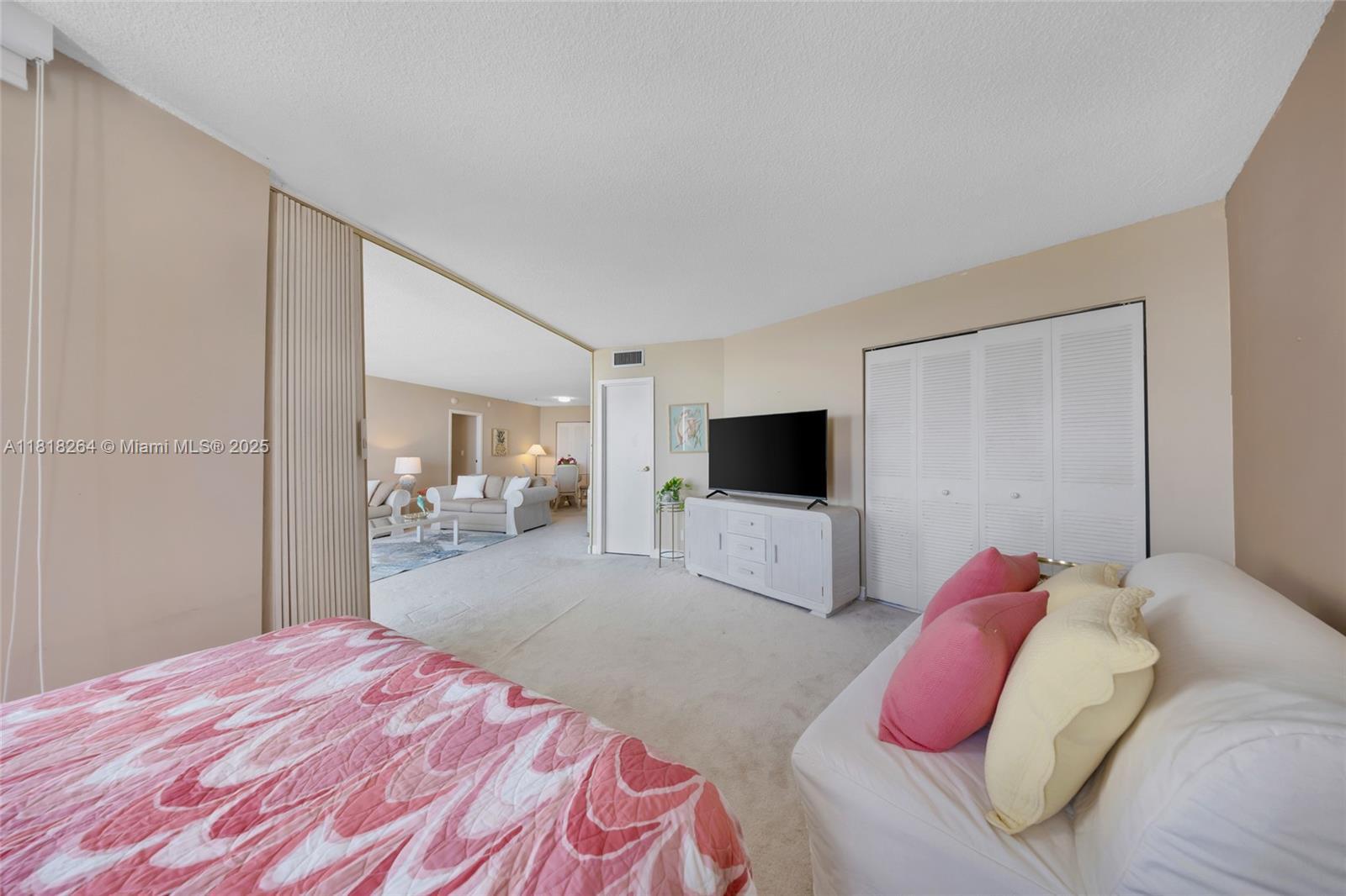 image Arlene House East23