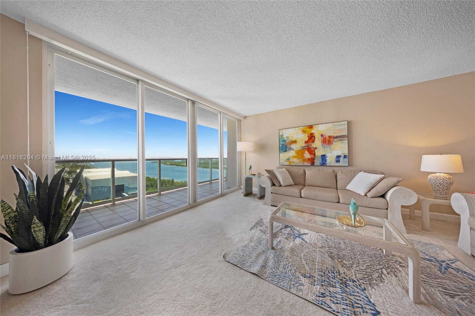 image Arlene House East4