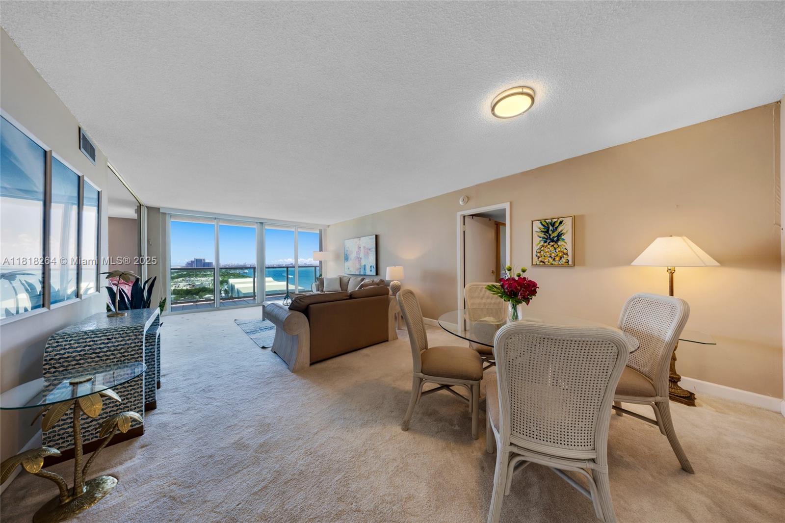 image Arlene House East7