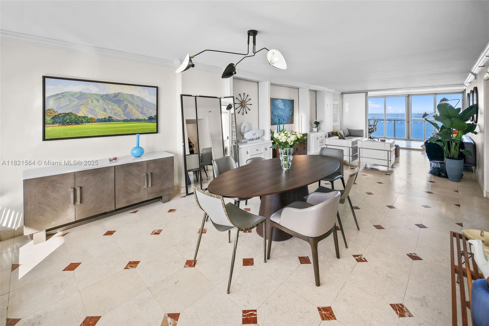 image The Palace Condo15