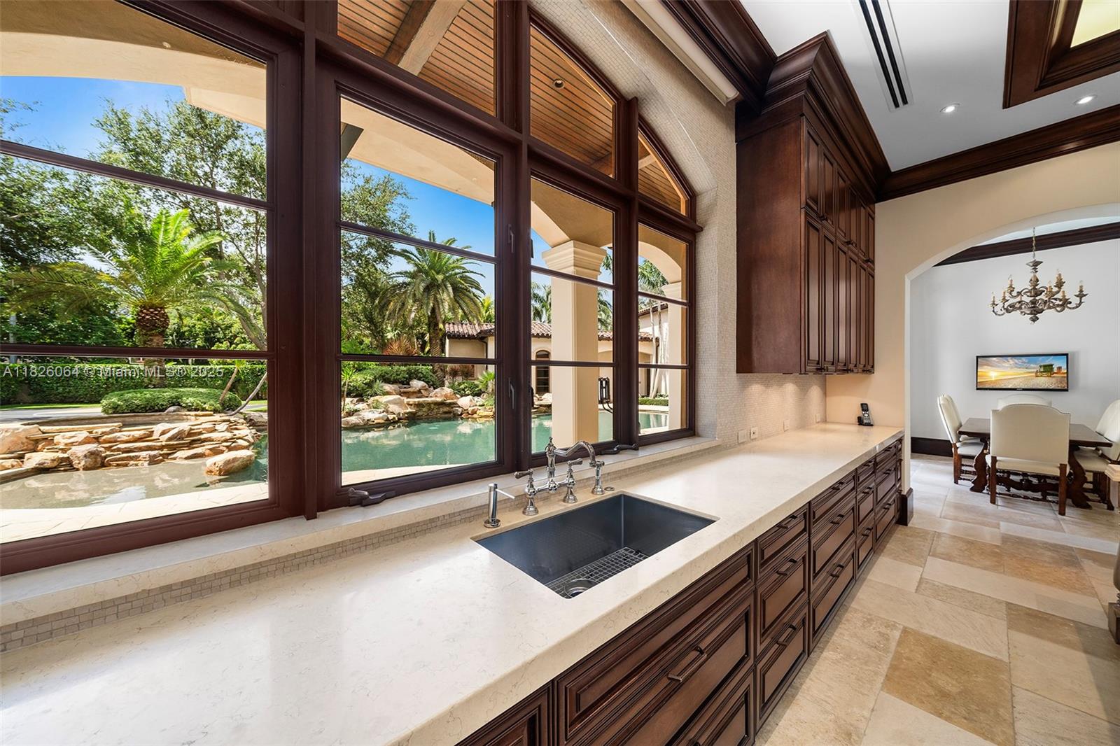 10101 SW 60th Ct Pinecrest, FL 33156