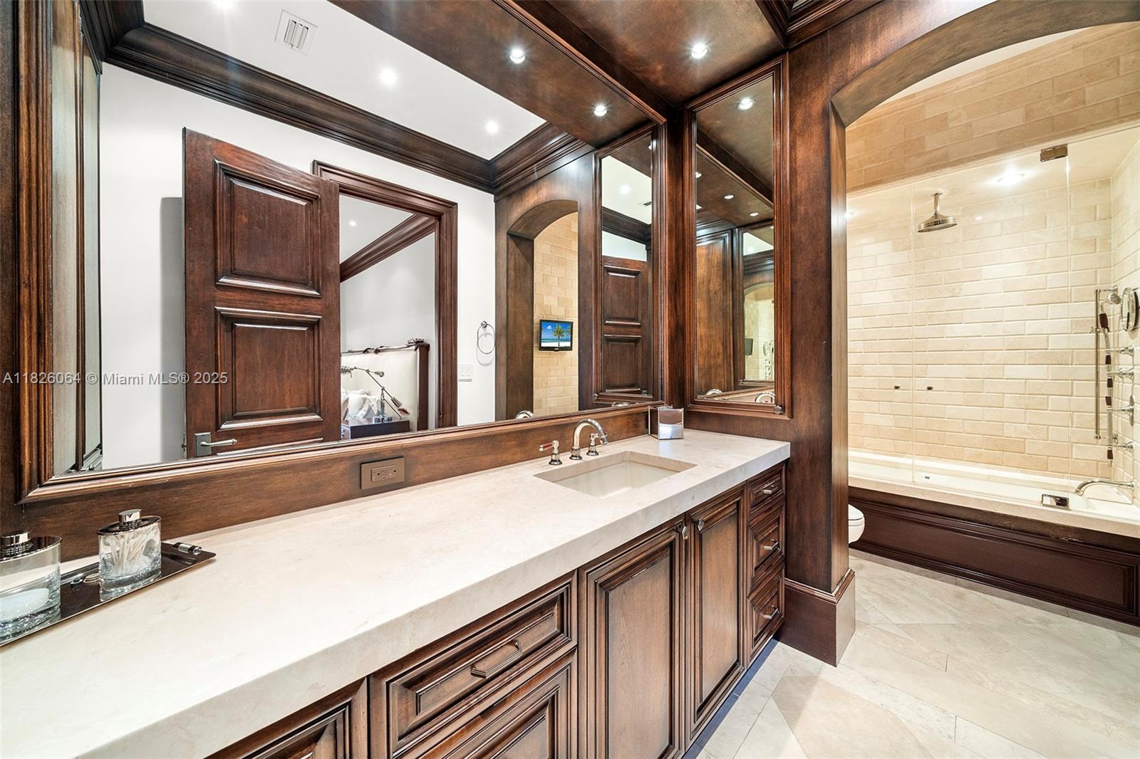 10101 SW 60th Ct Pinecrest, FL 33156