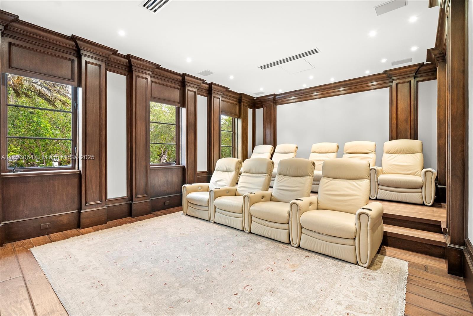 10101 SW 60th Ct Pinecrest, FL 33156