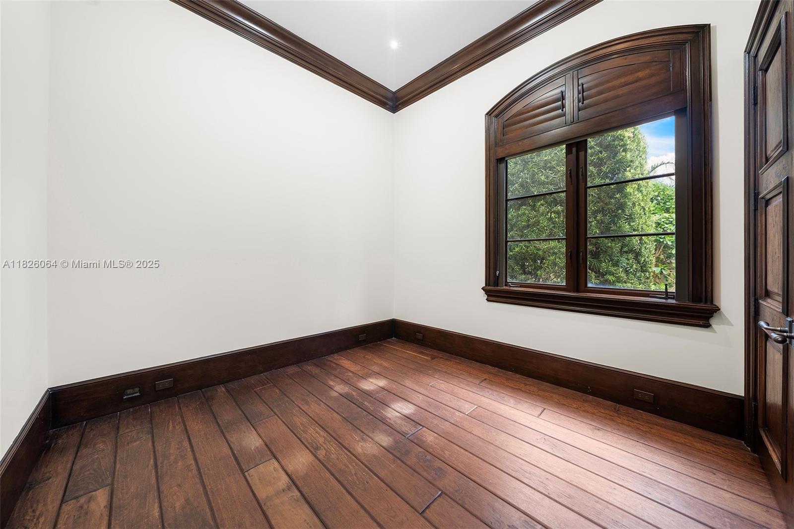 10101 SW 60th Ct Pinecrest, FL 33156