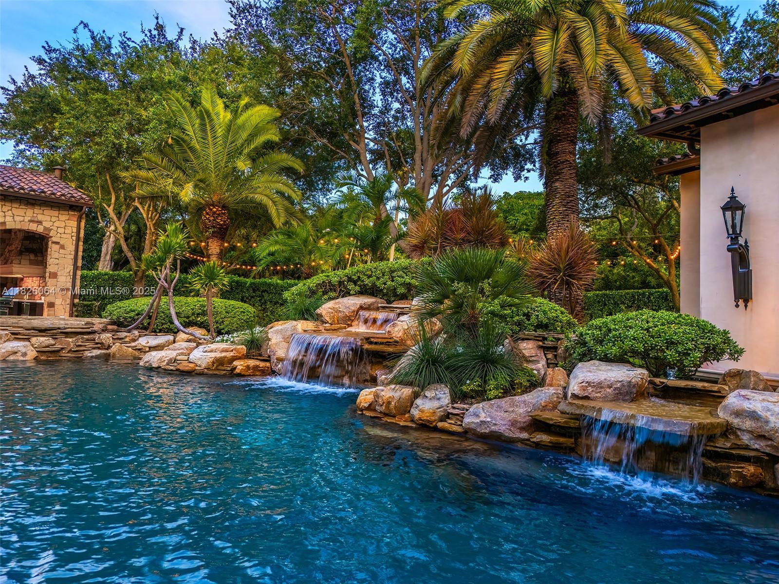 10101 SW 60th Ct Pinecrest, FL 33156