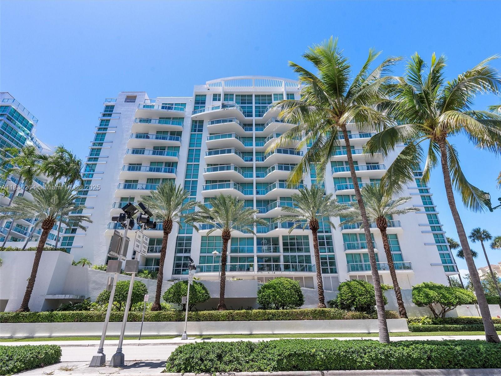 image Atrium At Aventura1
