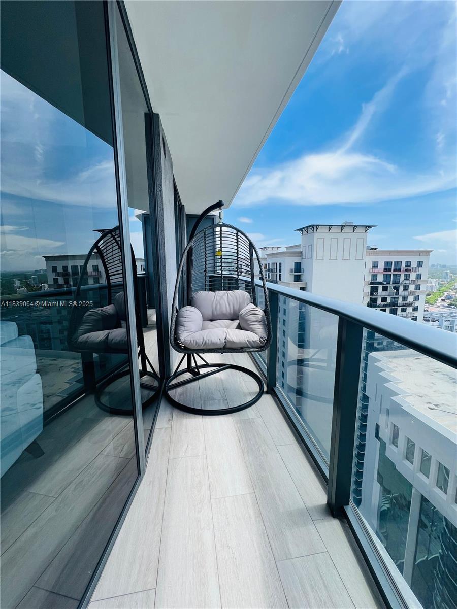 image Brickell Heights West11