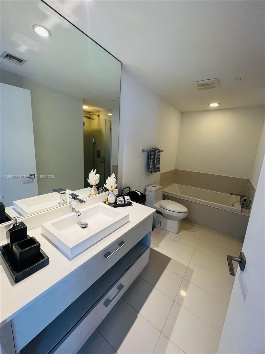 image Brickell Heights West5