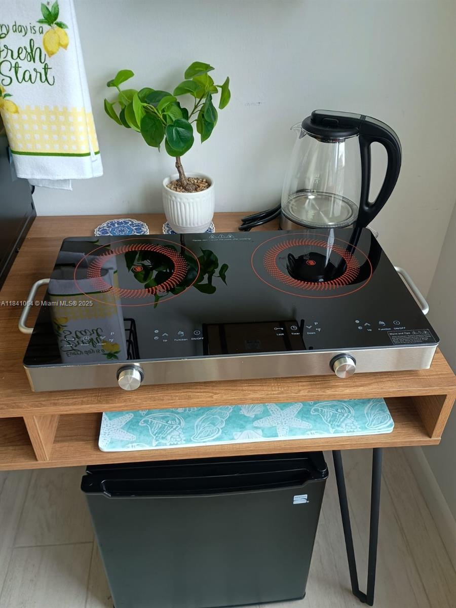 11111 Biscayne Blvd #16C Miami, FL 33181