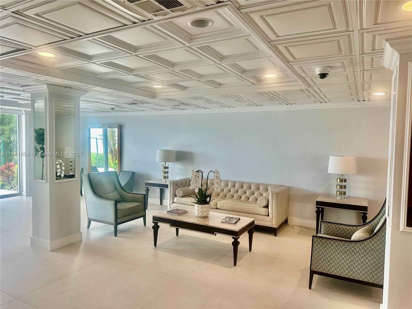 11111 Biscayne Blvd #16C Miami, FL 33181