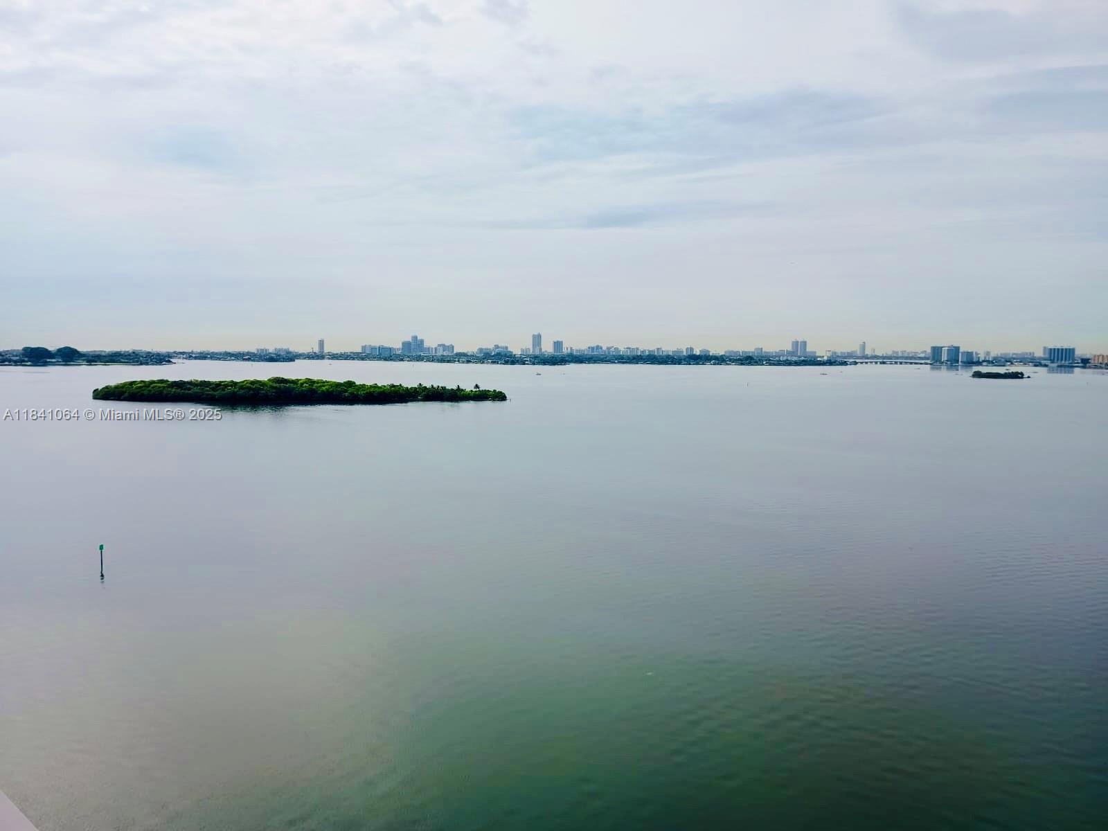 11111 Biscayne Blvd #16C Miami, FL 33181