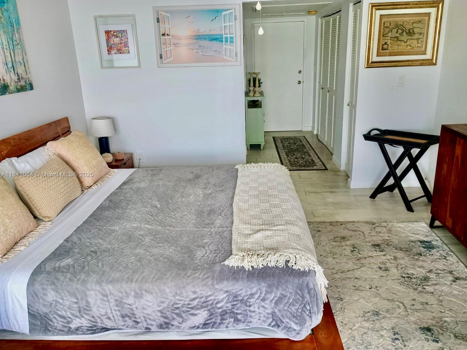 11111 Biscayne Blvd #16C Miami, FL 33181