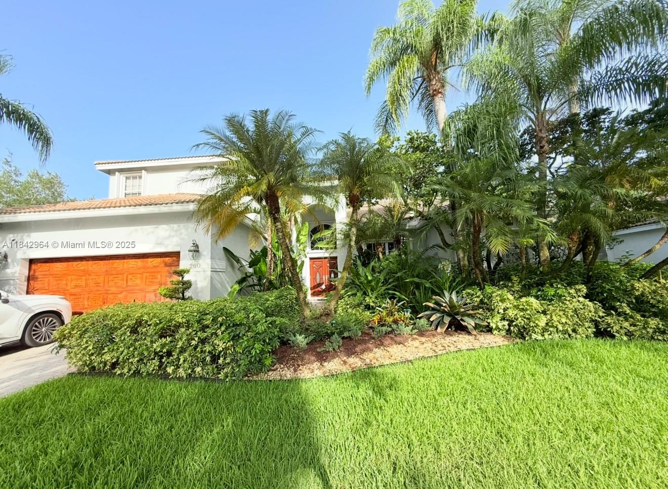 260 Montclaire Dr