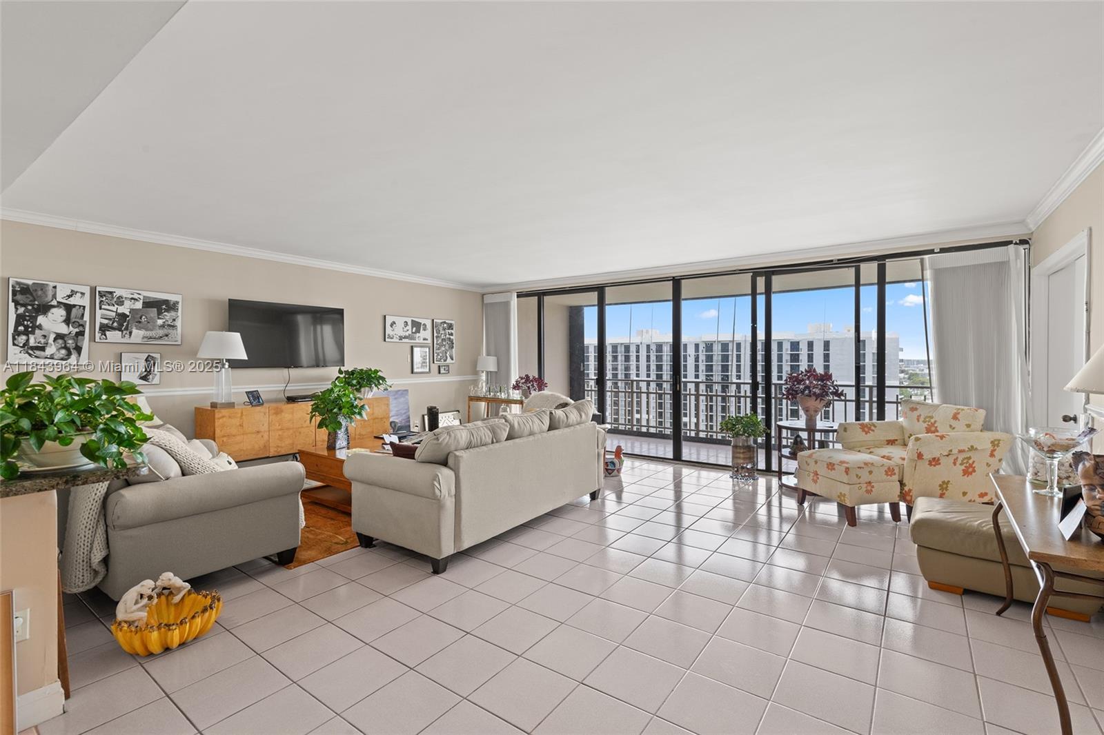 11113 Biscayne Blvd #1554,Miami, FL 33181