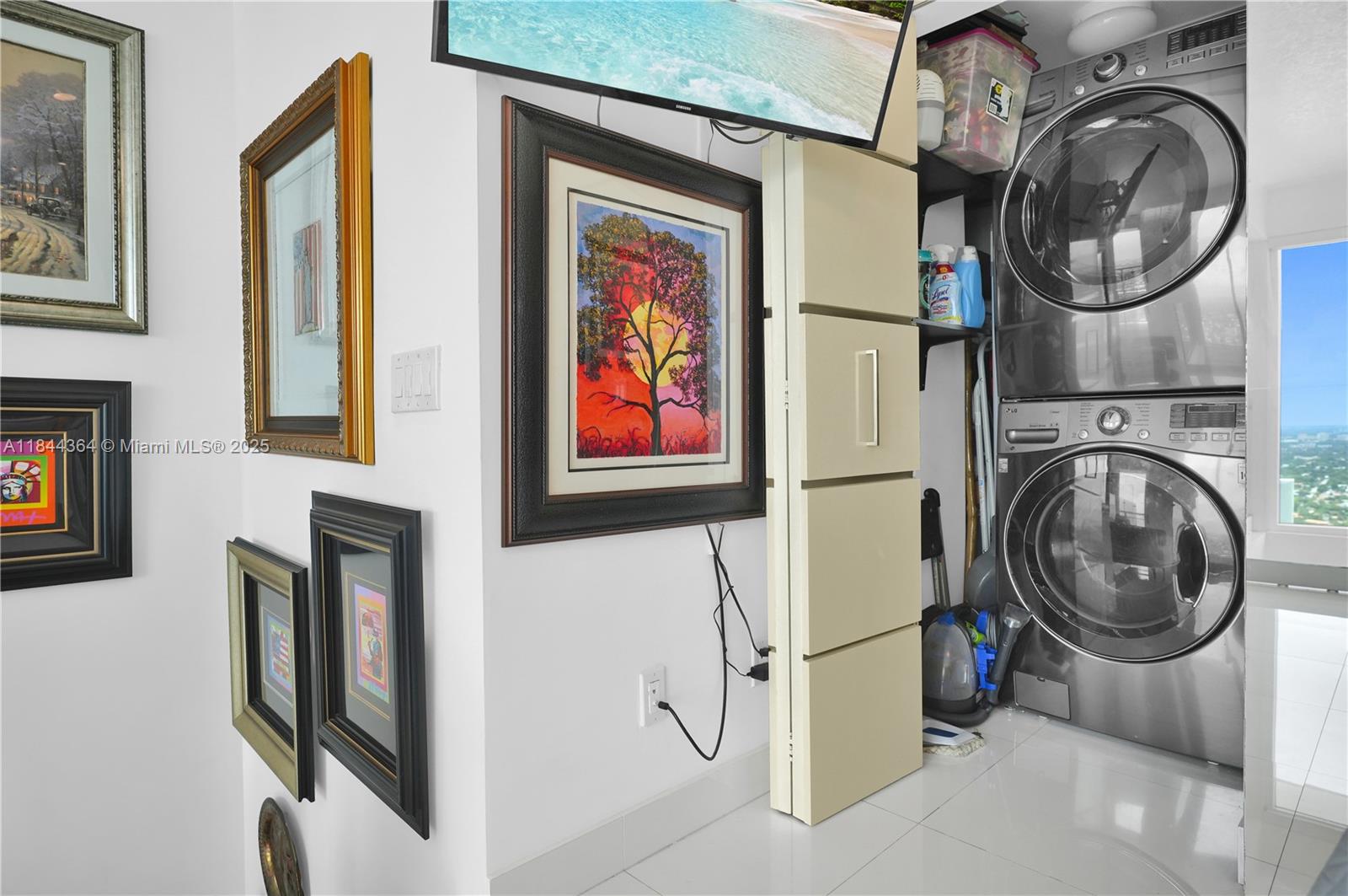 image Infinity At Brickell16