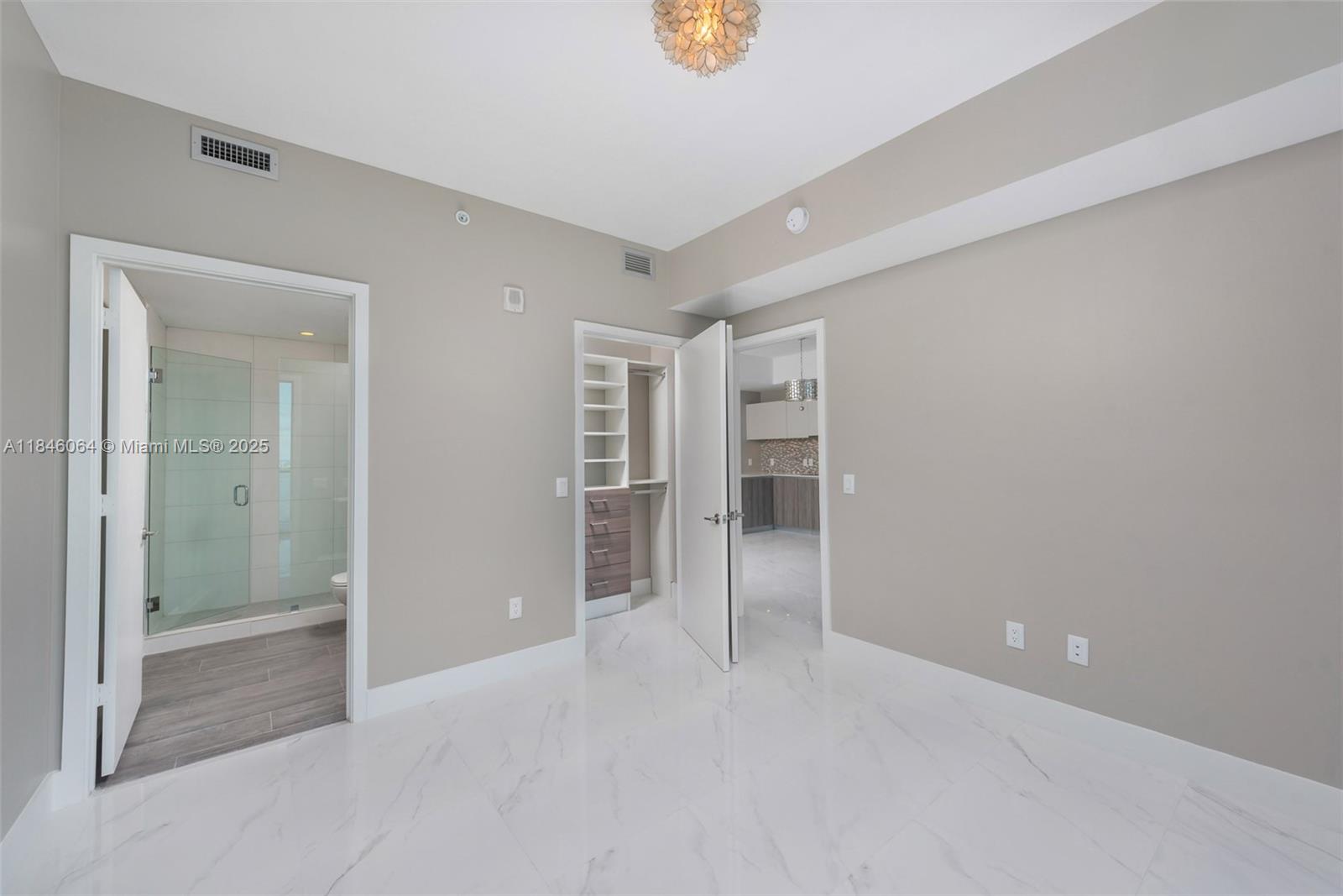 image Biscayne Beach Condo11