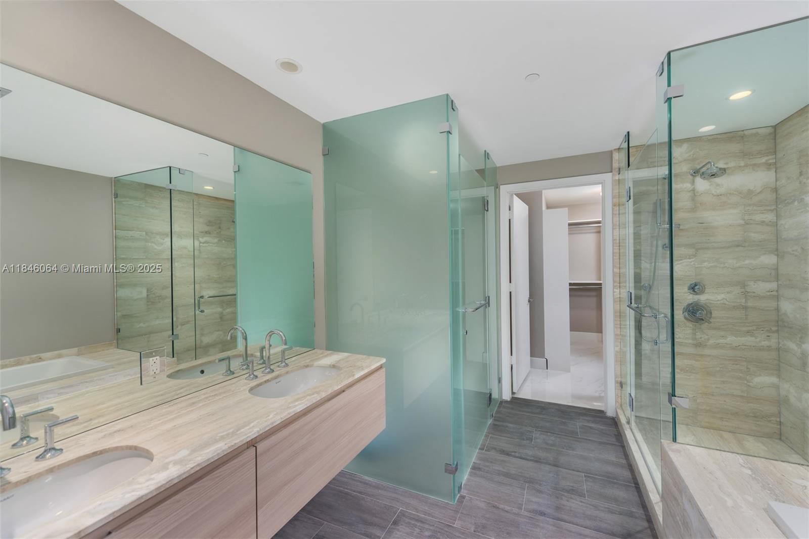 image Biscayne Beach Condo16