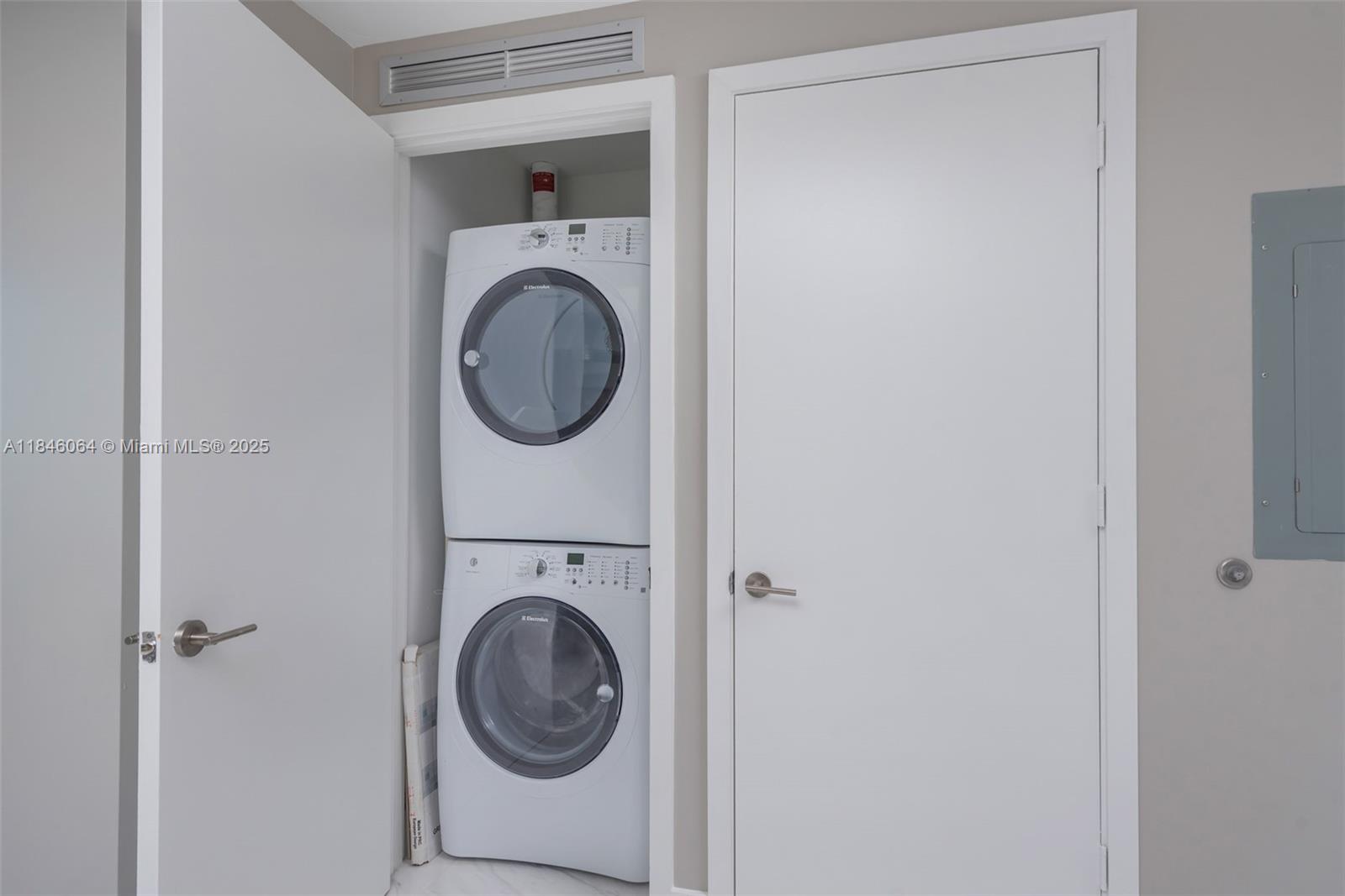 image Biscayne Beach Condo18