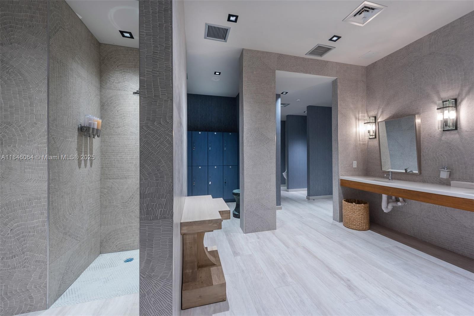 image Biscayne Beach Condo35