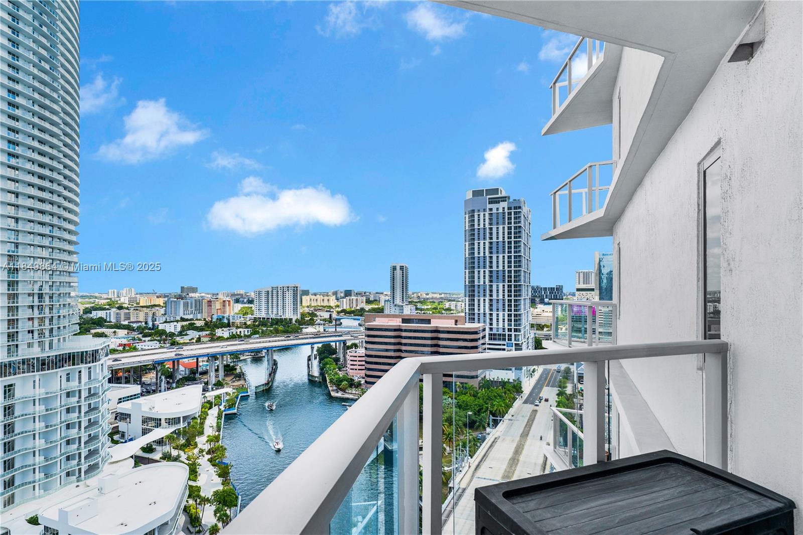 image Latitude On The River31