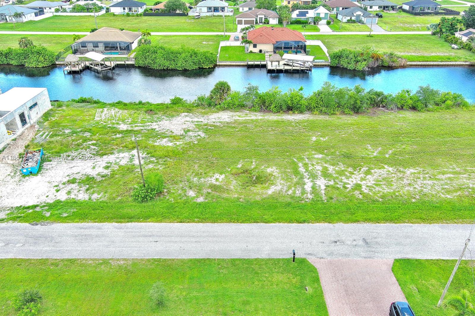 1228 NW 34th Ave Cape Coral, FL 33993