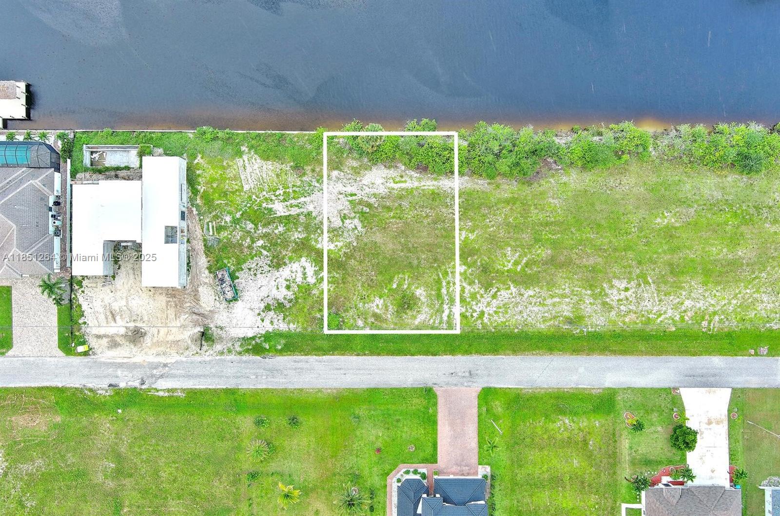 1228 NW 34th Ave Cape Coral, FL 33993