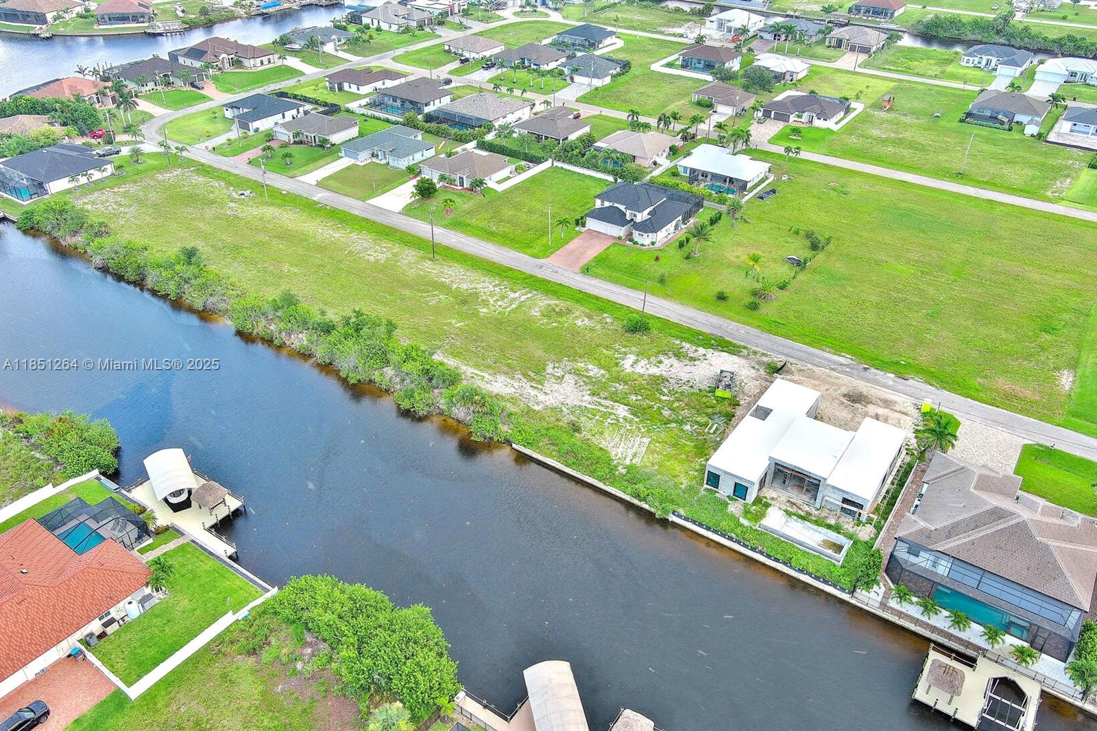 1228 NW 34th Ave Cape Coral, FL 33993