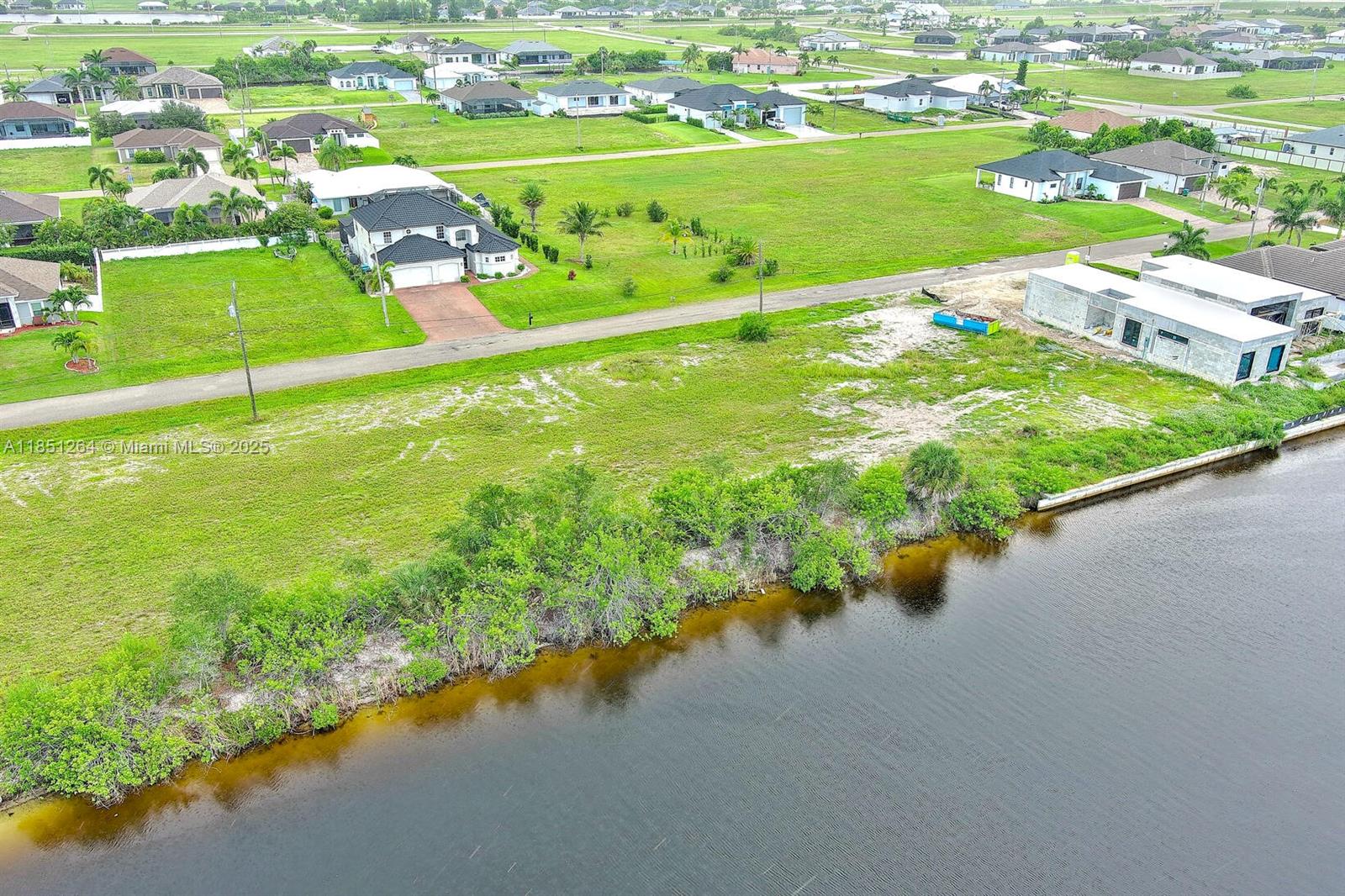 1228 NW 34th Ave Cape Coral, FL 33993