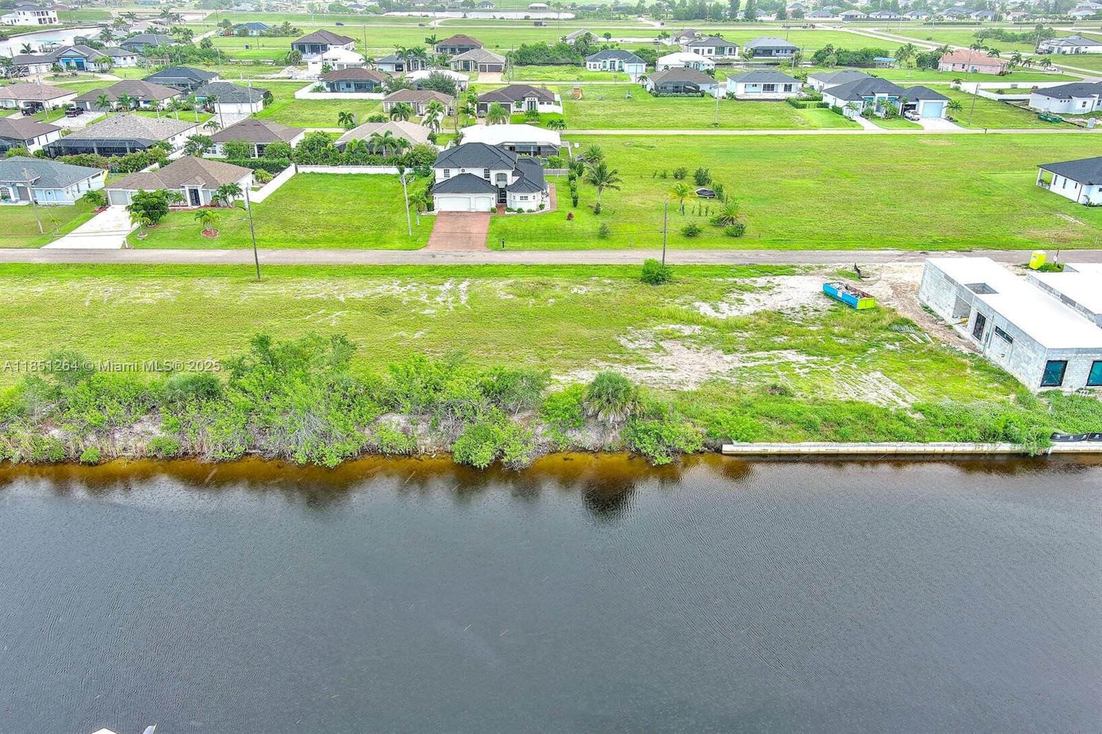 1228 NW 34th Ave Cape Coral, FL 33993