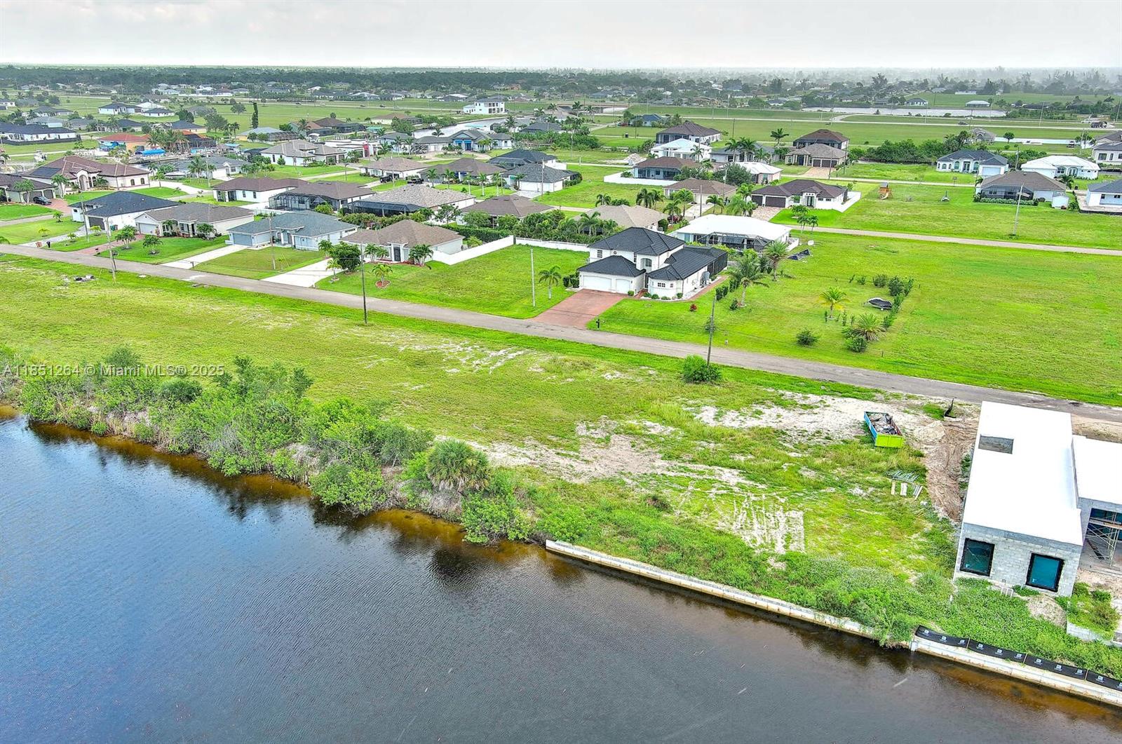 1228 NW 34th Ave Cape Coral, FL 33993