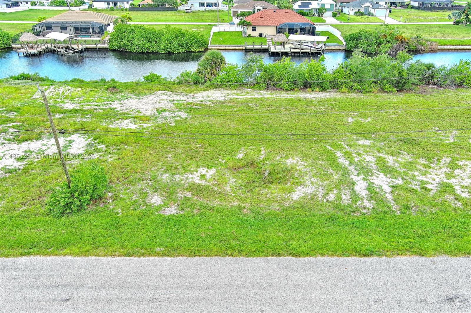 1228 NW 34th Ave Cape Coral, FL 33993
