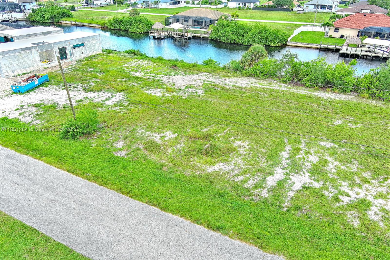 1228 NW 34th Ave Cape Coral, FL 33993