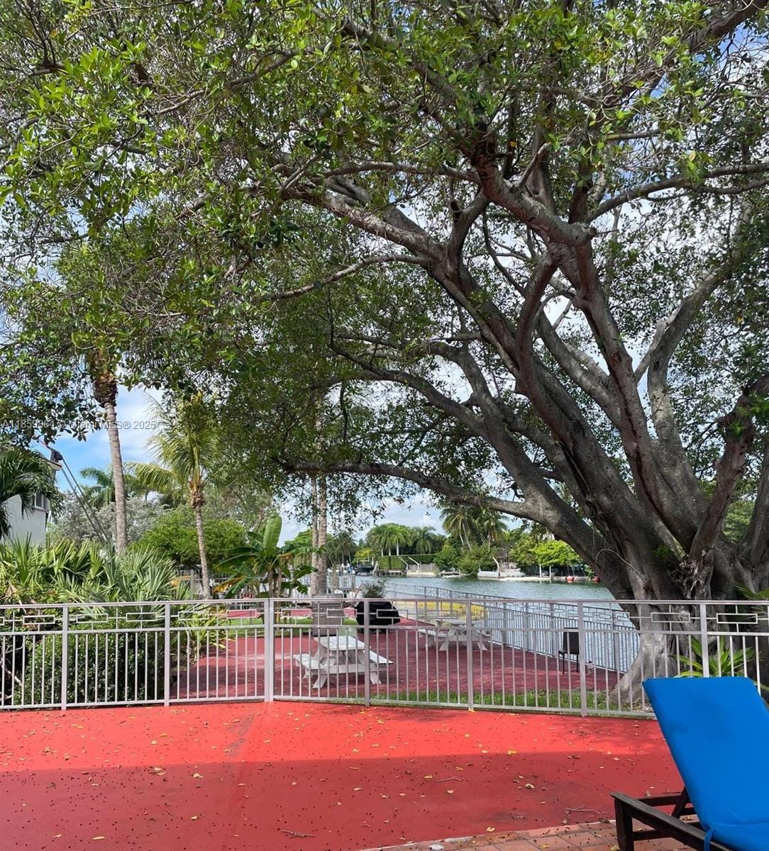 1265 Marseille Dr #31