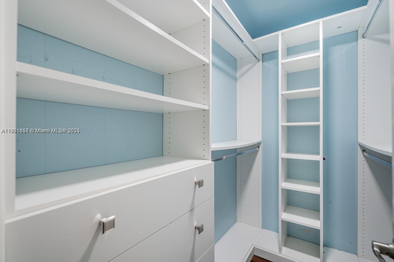 1365 SW 18th St Miami, FL 33145