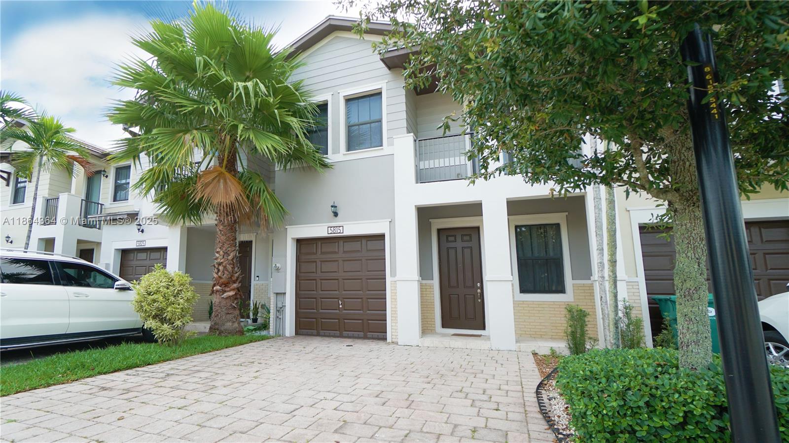 5815 NW 104th Path