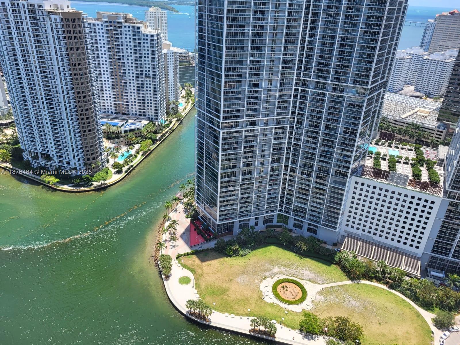 200 Biscayne Blvd Way #4203