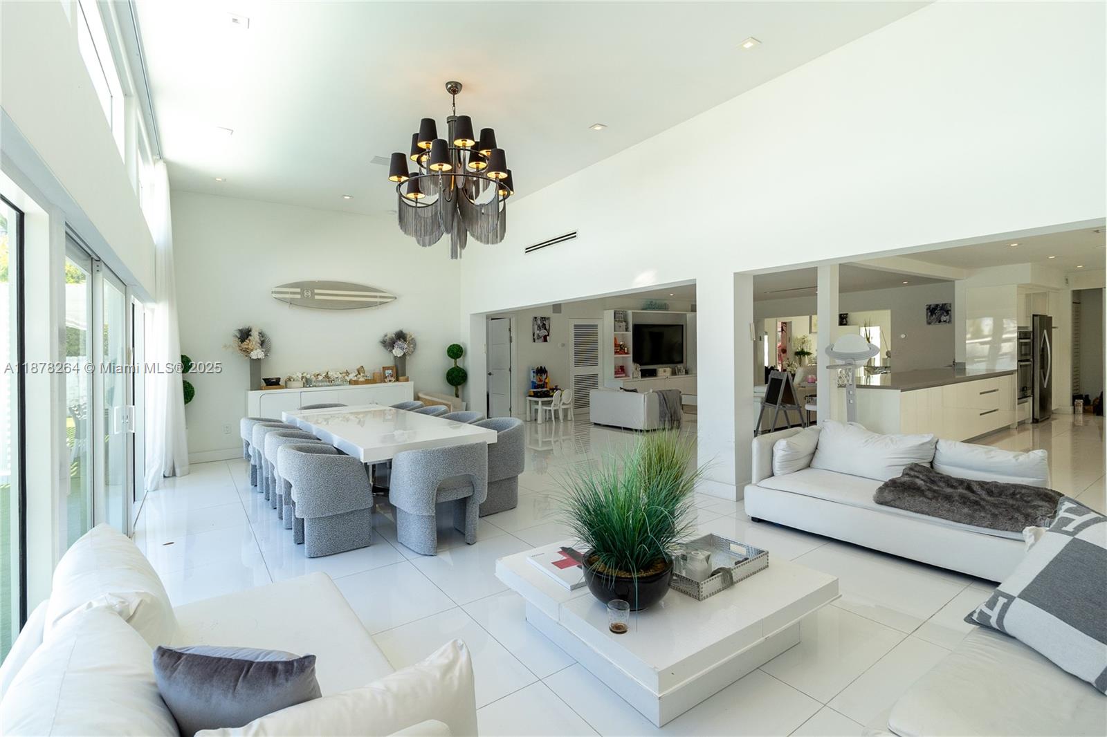 1215 N Biscayne Pt Rd Miami Beach, FL 33141