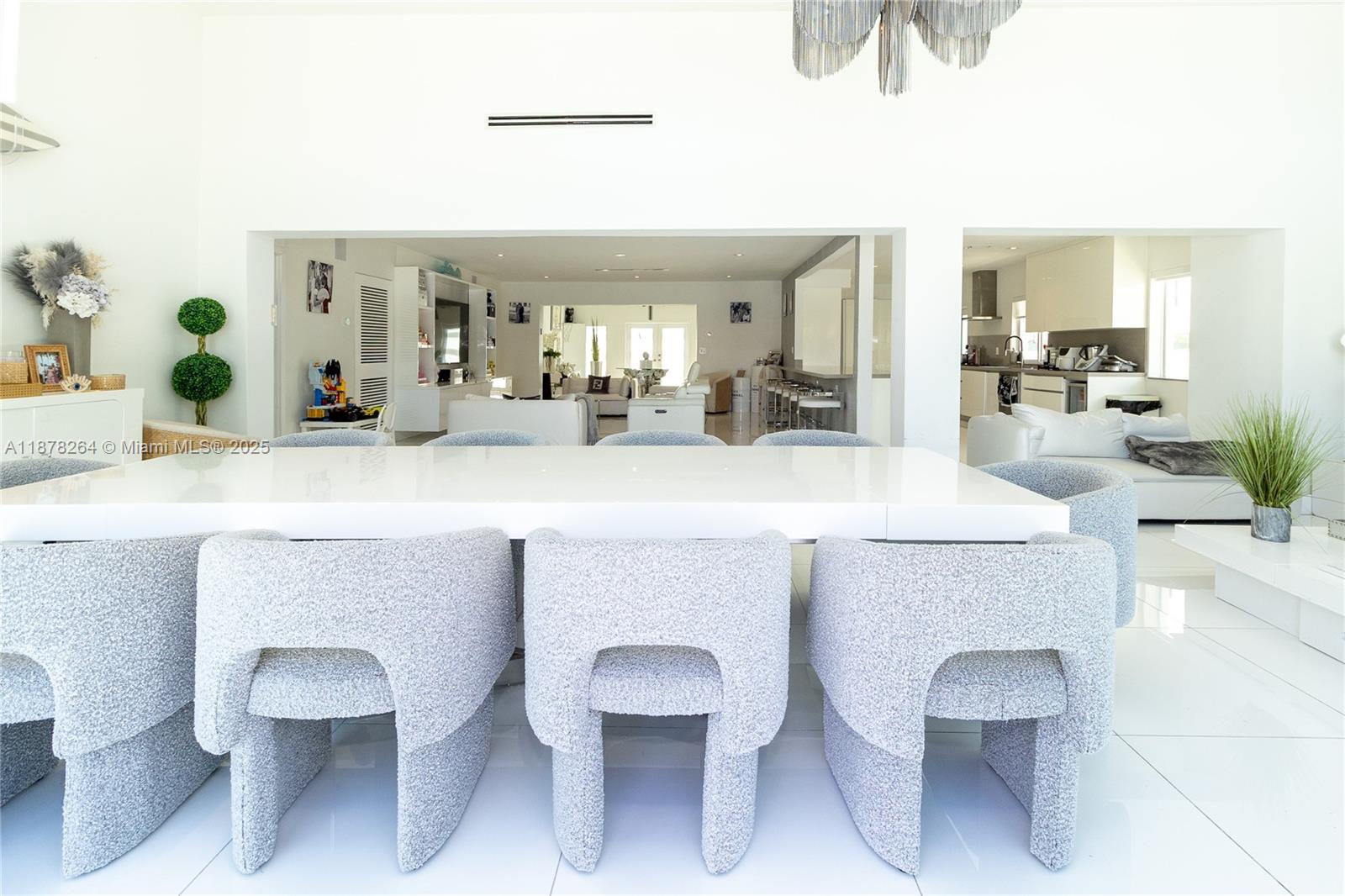 1215 N Biscayne Pt Rd Miami Beach, FL 33141