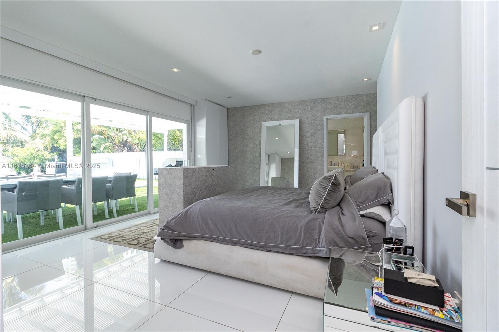 1215 N Biscayne Pt Rd Miami Beach, FL 33141