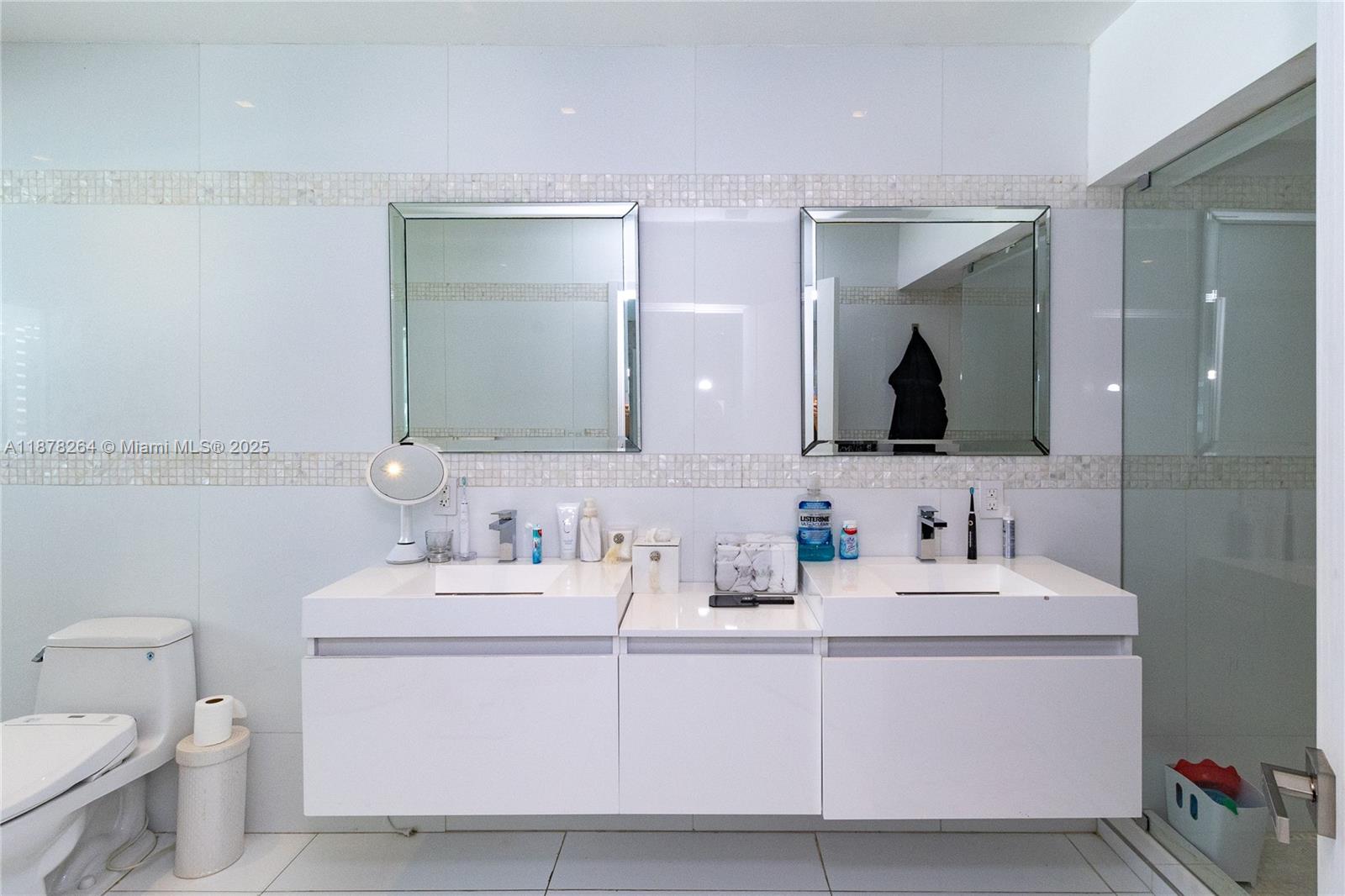 1215 N Biscayne Pt Rd Miami Beach, FL 33141