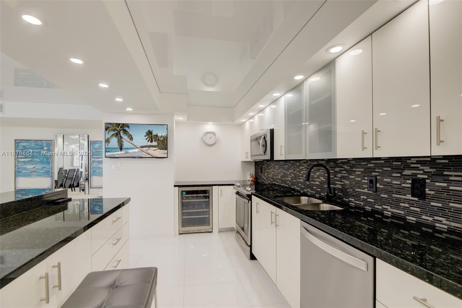 Undisclosed Address Hallandale Beach, FL 33009