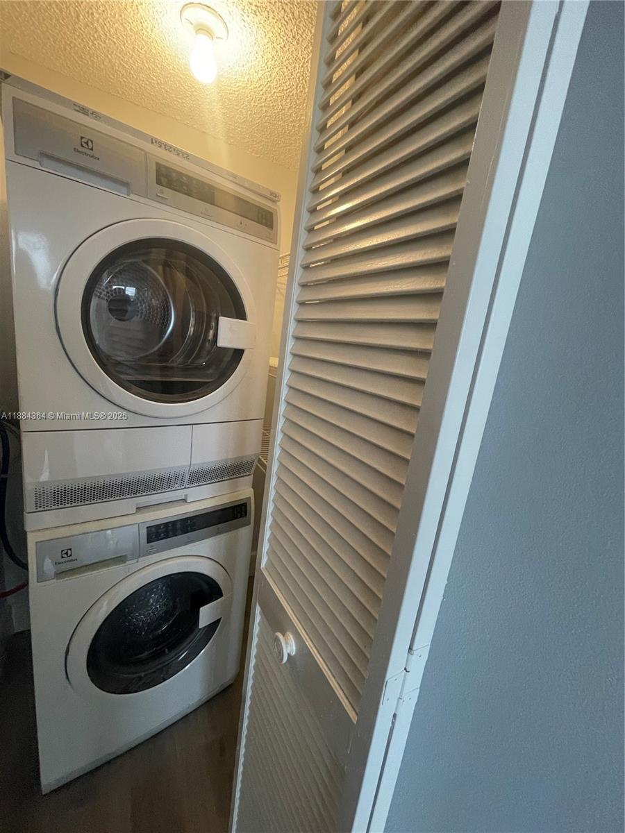 780 NE 69th #1608 Miami, FL 33138