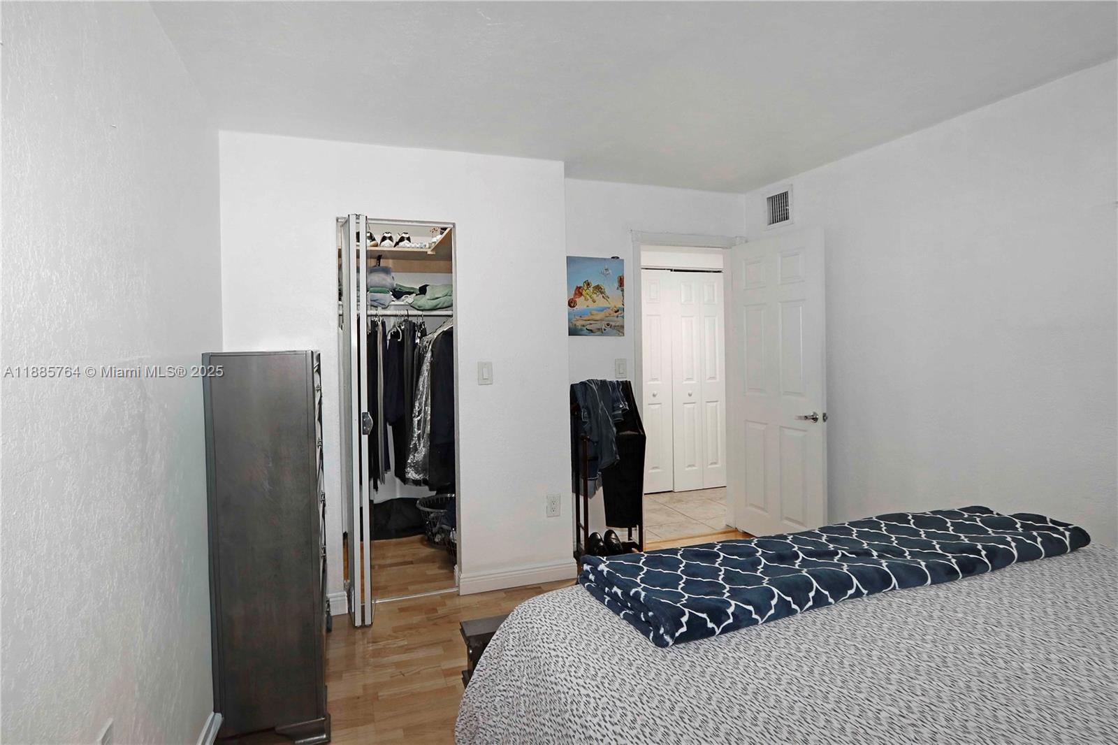 8617 SW 68th Ct #24 Pinecrest, FL 33156 8617 SW 68th Ct #24 Pinecrest, FL 33156