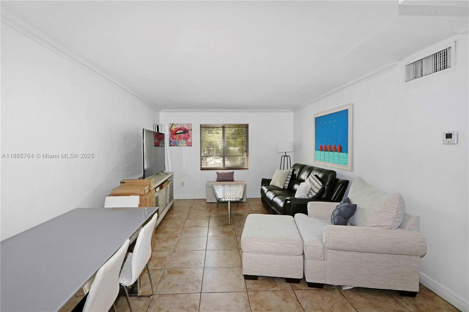 8617 SW 68th Ct #24 Pinecrest, FL 33156 8617 SW 68th Ct #24 Pinecrest, FL 33156