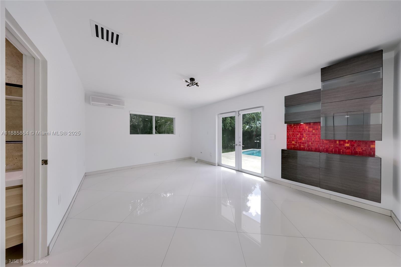 850 N Venetian Dr Miami, FL 33139 850 N Venetian Dr Miami, FL 33139